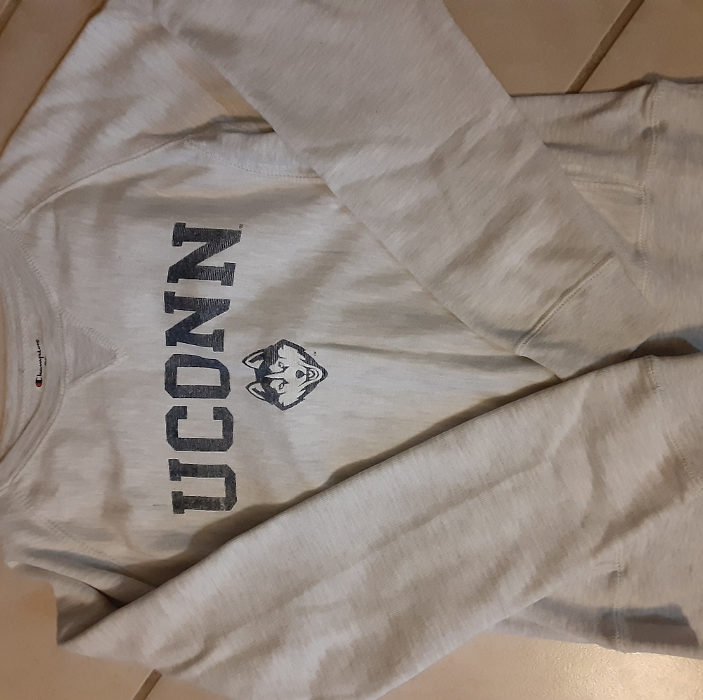 UCONN Sweatshirt